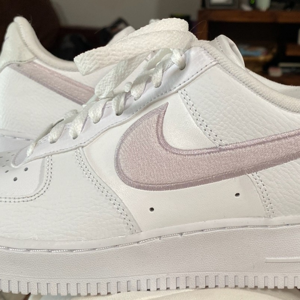 Women's Lilac Stripe Nike Air Force 1 '07 Shoes *RARE*